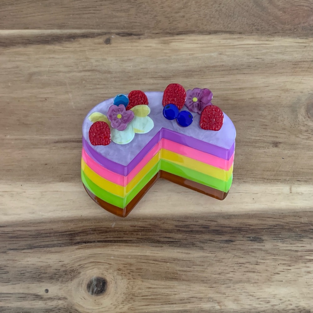 Erstwilder Bondi Hipster Cake Brooch Pin NWOT